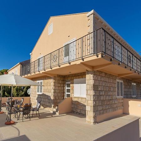 Apartments Red And Blue Mlini Exterior foto