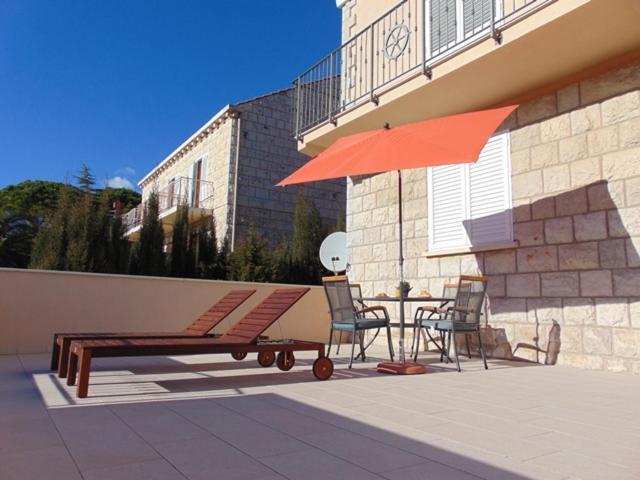 Apartments Red And Blue Mlini Exterior foto